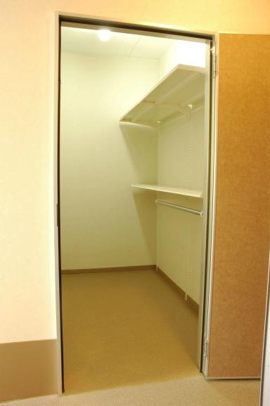 草加市谷塚町（草加市）の店舗写真4