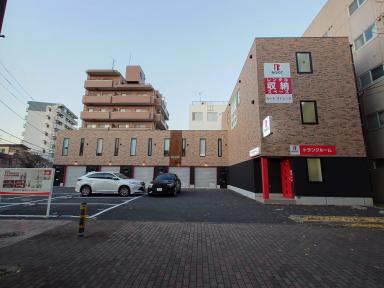 高島平１丁目（板橋区）の店舗写真1