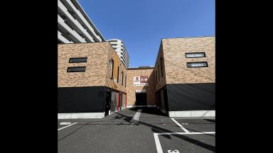 川口市中青木（川口市）の店舗写真1
