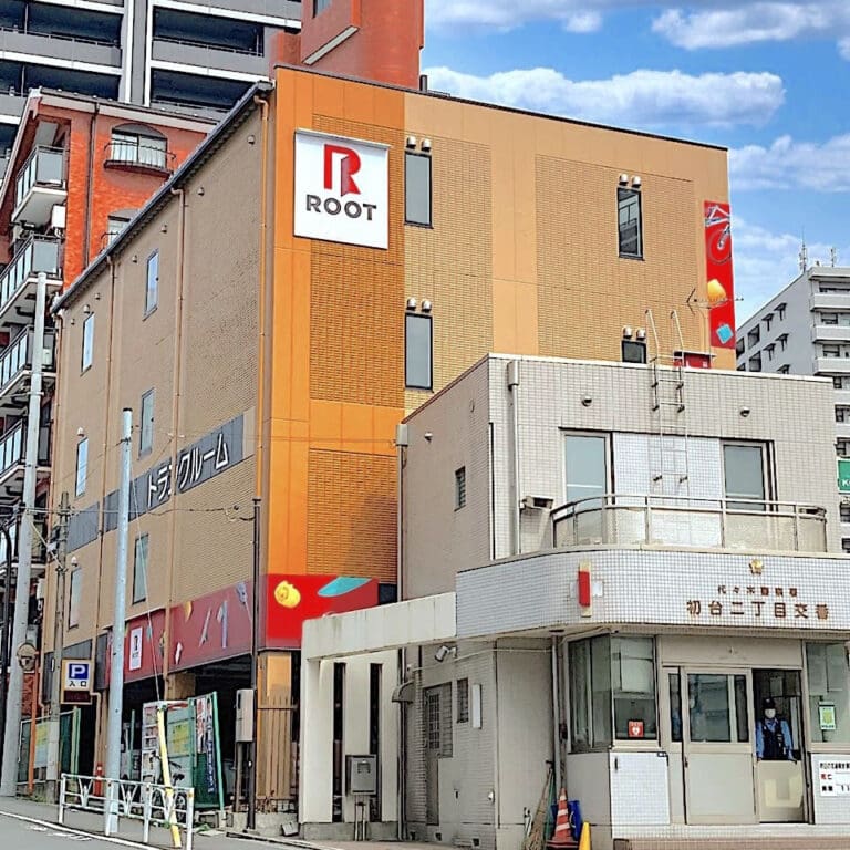 2.外観_10311_1初台ルートストレージ